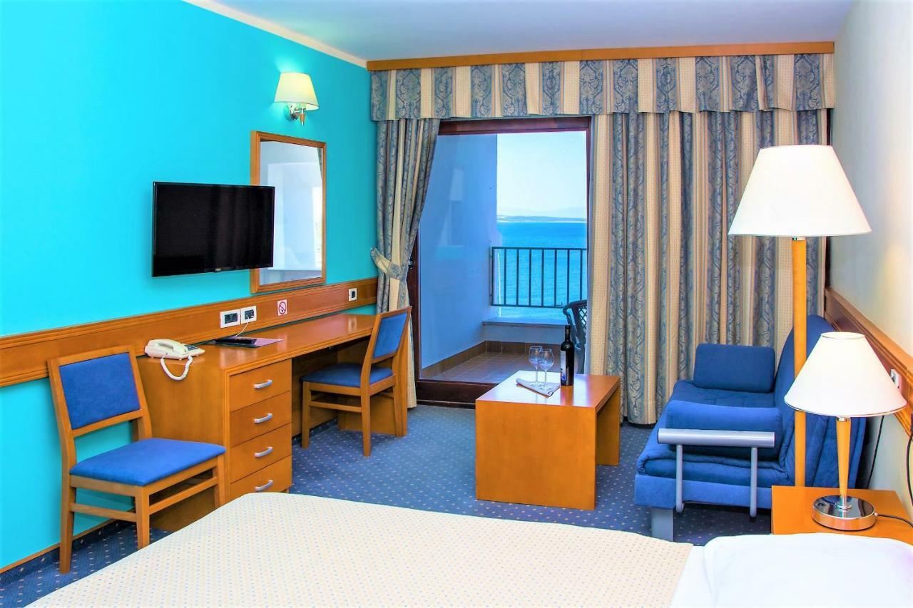 Hotel セルツェ エクステリア 写真